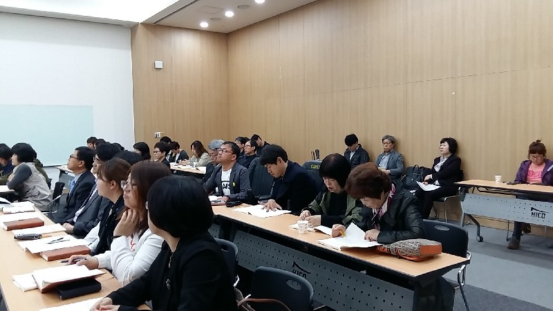 15.04.22(수) 2015년 지역사회 차원의 장애인 가족 복지 환경 구축을 위한 정책 토론회-경주화백컨베션